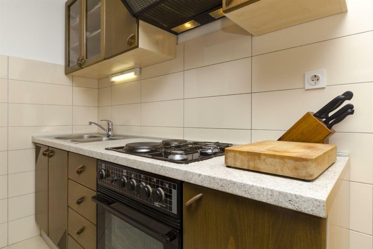 Apartments Karmela Примоштен Экстерьер фото