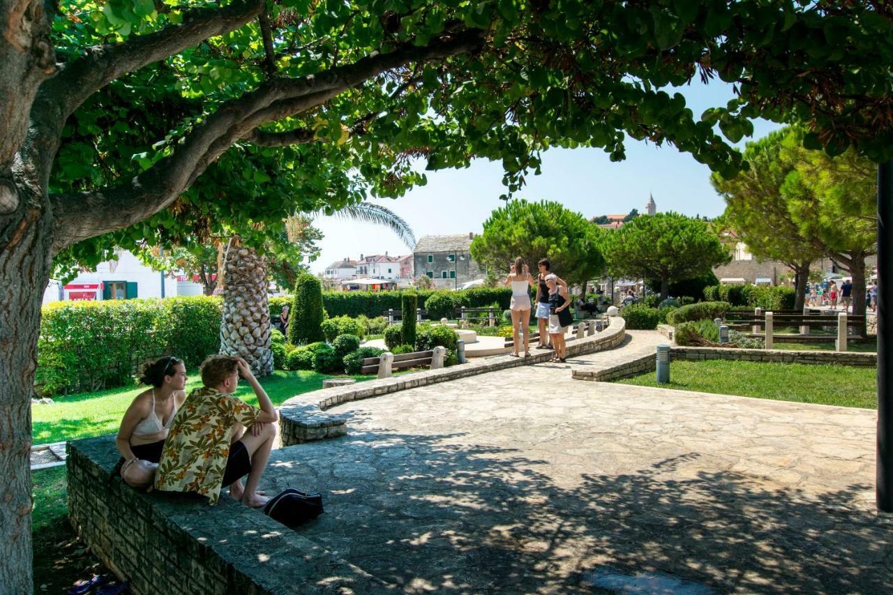 Apartments Karmela Примоштен Экстерьер фото